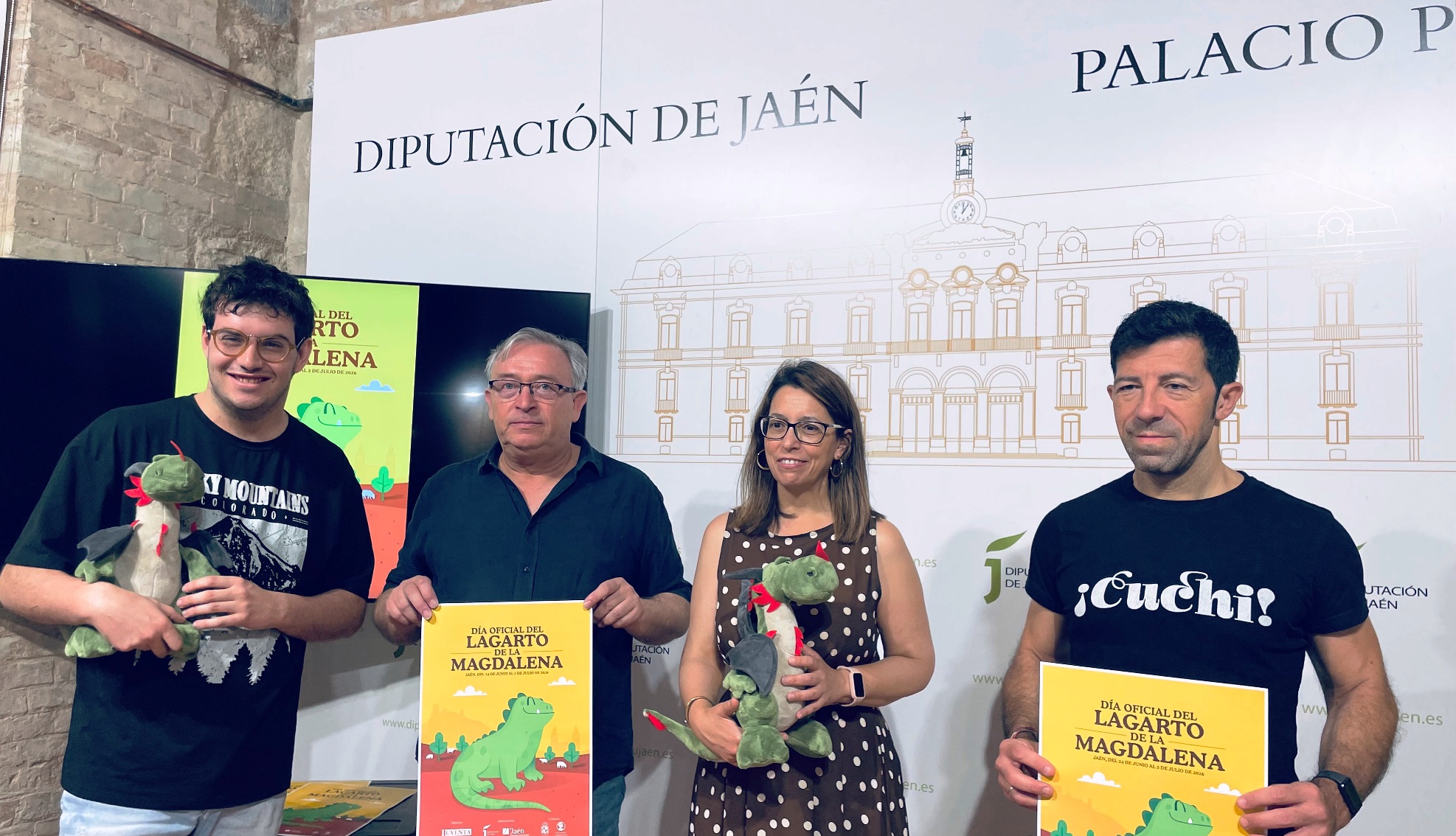 Rafael Cámara y África Colomo, en el centro, flanqueados por El Creata y Salvador Cantero, de Recuerdos del Condestable